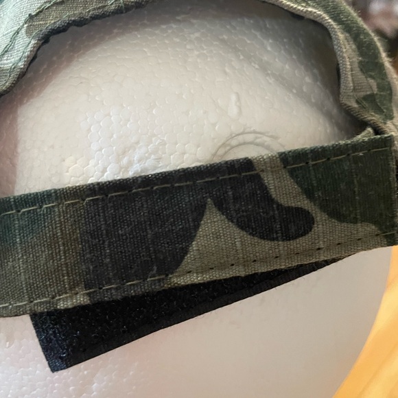 🎉2/$25🎉NWT Unisex camo cap - lightweight- adjustable Velcro strap - fall hat - Picture 6 of 8